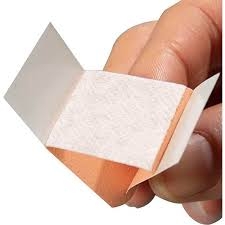 Băng cá nhân Plaid (100 miếng/ hộp)