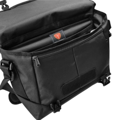 Cặp nam đeo chéo TROY Avatar phối nắp ngang, chất liệu vải pvc chống thấm