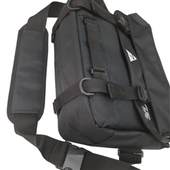 Cặp nam đeo chéo TROY Jupiter phối nắp size 37x30x13cm đựng laptop 14inch, chất vải bố chống thấm