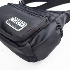 Túi đeo chéo nhiều ngăn TROY SLAY BAG chất vải dù trượt nước, size 21 cm
