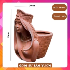 Chậu Gốm Đất Nung Hình Sơn Nữ Đeo Giỏ - Gốm Sứ Sân Vườn