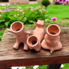 Chậu Gốm Đất Nung Mini Hình Người Ngồi Dễ Thương - Gốm Sứ Sân Vườn