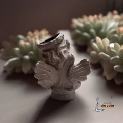 Chậu Đất Nung Hình Thiên Thần Chắp Tay - Gốm Sứ Sân Vườn