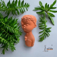 Chậu Gốm Đất Nung Hình Cô Gái Dễ Thương - Gốm Sứ Sân Vườn