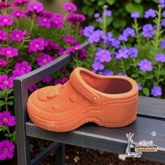 Chậu Đất Nung Hình Chiếc Dép Crocs Hình Kitty - Gốm Sứ Sân Vườn