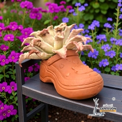 Chậu Đất Nung Hình Chiếc Dép Crocs Hình Kitty - Gốm Sứ Sân Vườn