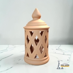 Đèn Gốm Đất Nung Hình Tháp Đục Lỗ Quả Trám 17 x 30 cm - Gốm Sứ Sân Vườn