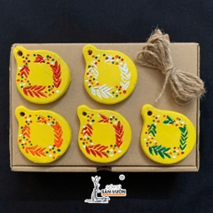 Hộp Quà Tặng Noel Handmade Bao Gồm 5 Đồ Treo Decor Noel Gốm Đất Nung Đã Trang Trí - Gốm Sứ Sân Vườn