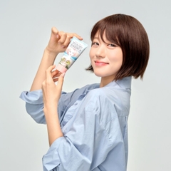 Kem Chống Nắng Rosie