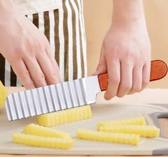 {Đủ Mẫu} Dụng Cụ Cắt Thái Xén Nạo Rau Củ Quả Hình Gợn Sóng Đẹp Mắt Tay Cầm Bằng Gỗ Không Đau Tay