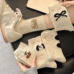 (Đủ Mẫu} Set 5 Đôi Tất Vớ Nam Nữ Cổ Cao Chất Liệu Cotton Dày Dặn, Khử Mùi Thoáng Khí Hoạ Tiết Hoa Cỏ Siêu Dễ Thương