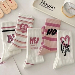 (Đủ Mẫu} Set 5 Đôi Tất Vớ Nam Nữ Cổ Cao Chất Liệu Cotton Dày Dặn, Khử Mùi Thoáng Khí Hoạ Tiết Hoa Cỏ Siêu Dễ Thương