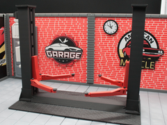 Mô hình Cầu nâng Ô tô 2 Trụ (2-Post Lift) – Tỉ lệ 1/24 & 1/64