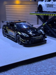 Mô hình xe 1/24 kim loại, dùng làm body RC 1/24