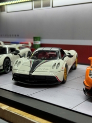 Mô hình xe 1/24 kim loại, dùng làm body RC 1/24