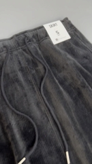 V19 Váy nhung Topten