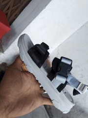 P39 Dép sandal