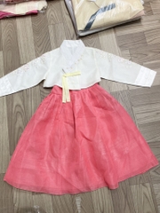 Hanbok bé gái
