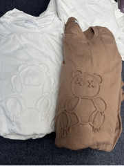 A28 Áo phông gấu dập nổi GJ