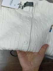 A116 Áo len gấu có cúc