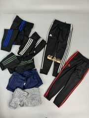 Q135 Quần thể thao trẻ em kẻ sọc Das