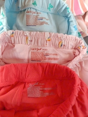 V05 Chân váy cotton có quần