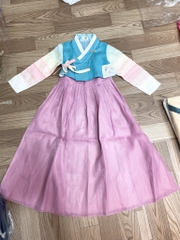 Hanbok bé gái