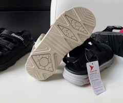 P39 Dép sandal