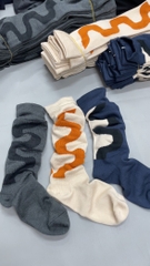 T04 Tất Marimekko size chân nữ