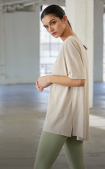 Áo thun nữ xẻ tà Andar