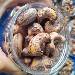 Hạt Điều Rang Muối ( còn lụa ) Pure Kingdom