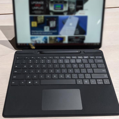 Combo bàn phím và bút cảm ứng Surface Pro X (Đen)