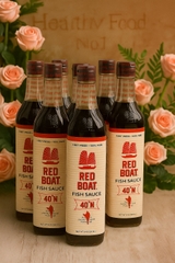 Combo 6 chai nước mắm Red Boat 40N dung tích 500ml, tặng 1 chai Red Boat 250ml