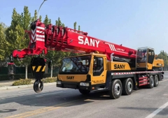 SANY STC500 (Cẩu bánh lốp 50 tấn)