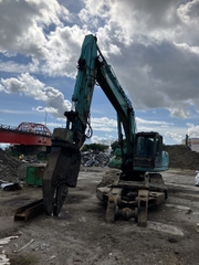 MÁY XÚC ĐÀO KOBELCO SK210D-9 – MODEL 2014