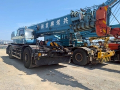 XE CẨU TADANO 50 TẤN