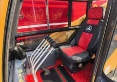 SANY STC500 (Cẩu bánh lốp 50 tấn)