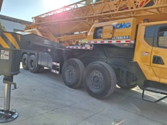 CẨU ĐỊA HÌNH KOBELCO RK100 – 10 TẤN (1999)