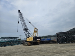 CẨU XÍCH SUMITOMO 80 TẤN – SC800 (1994)