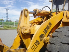 MÁY XÚC LẬT TCM L32 (1998)