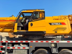 CẨU ĐỊA HÌNH KOBELCO RK100 – 10 TẤN (1999)