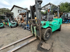 XE NÂNG DẦU MITSUBISHI FD50T – 5 TẤN