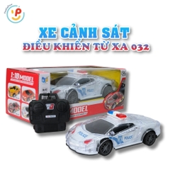 Xe cảnh sát điều khiển từ xa tỉ lệ 1:18 có đèn 032 – PeeKaPaw Toys