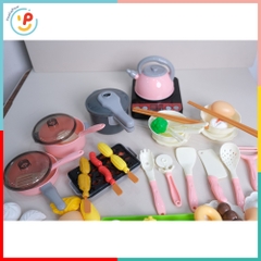Đồ chơi nấu ăn nhà bếp cho bé 69 chi tiết bếp từ dùng pin có âm thanh 567 PeeKaPaw Toys