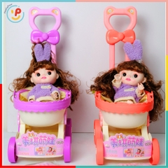 Xe đẩy búp bê kèm phụ kiện bình sữa kẹp tóc 328 PeeKaPaw Toys