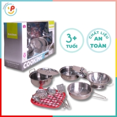 Đồ chơi nấu ăn bộ bếp chất liệu inox 555-002 PeeKaPaw Toys