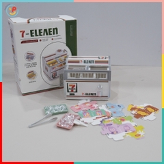 Tủ Đông Mini Đồ Chơi Mô Hình Có Đèn Hello Kitty 7 Eleven Cho Bé 2030-275A PeeKaPaw Toys