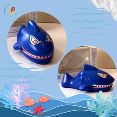 Đồ Chơi Cá Mập Bấm Răng Vui Nhộn Có Đèn & Nhạc PeeKaPaw