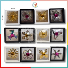 Đồ chơi con quay spiner bằng sắt giảm stress nhiều mẫu PeeKaPaw Toys
