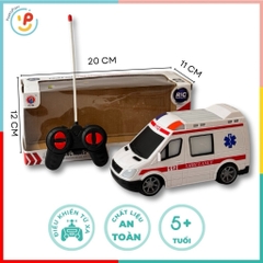 Xe cứu thương điều khiển từ xa mô phỏng chạy bằng tay cầm mã 788 PeeKaPaw Toys